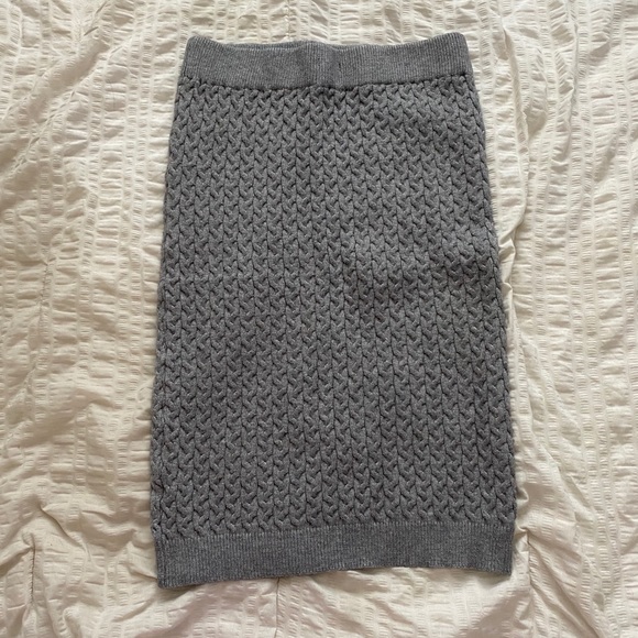 [SOLD] Heartloom Crop Sweater & Skirt (Asher) Set - Picture 6 of 10